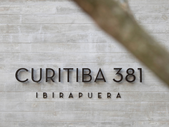 Curitiba 381- Atendimento Especializado (11) 4116-9995 | 98026-0864