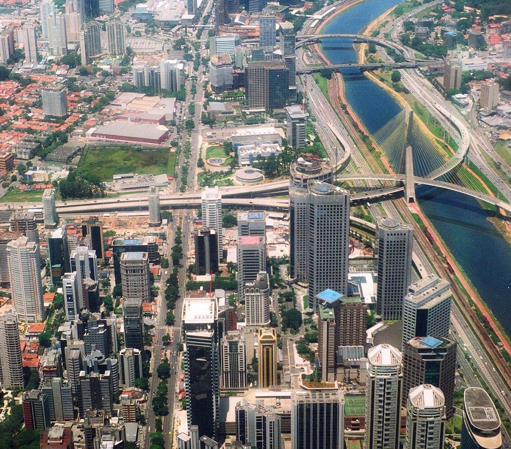 Panorama do eixo empresarial da Berrini e do Brooklin em São Paulo