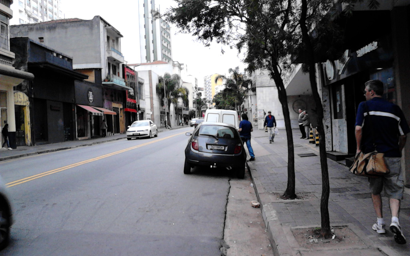 Rua Augusta no bairro da Consolação, próxima à Bela Cintra