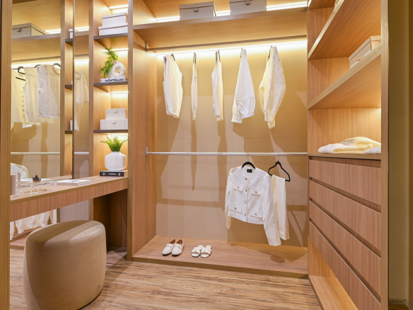 Closet da suíte master do decorado — Brisea Moema
