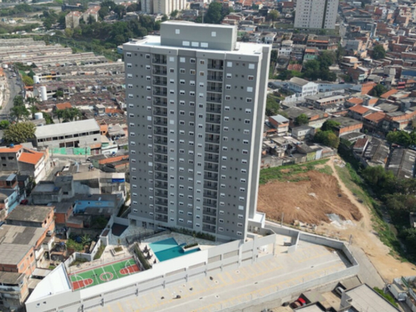 Foto real da torre pronta do Firenze Residencial em Osasco